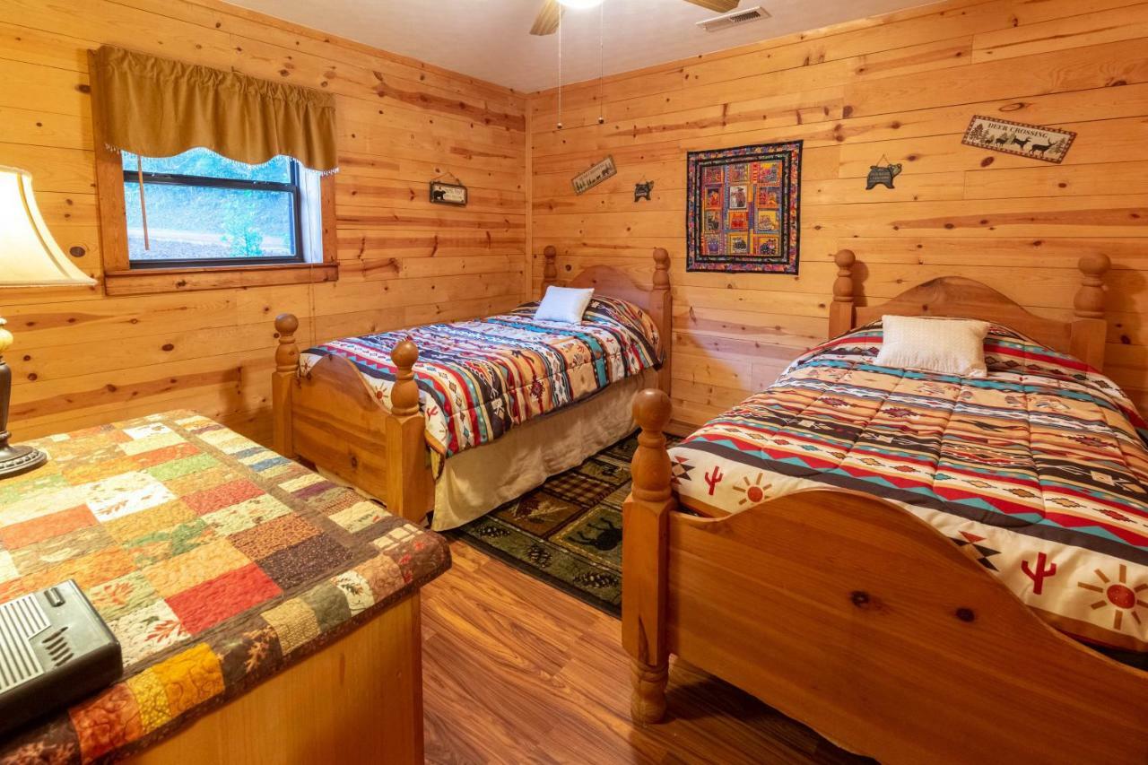 3 Bed 2 Bath Vacation Home In Bryson City Εξωτερικό φωτογραφία